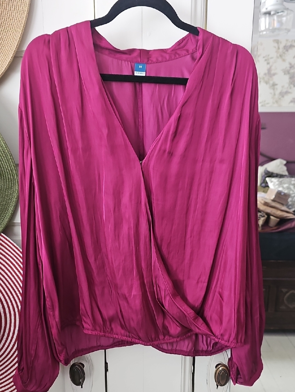 Old Navy NWT Long Sleeve Faux Wrap Blouse Top 2X‎ Purple Wine Satin Romantic